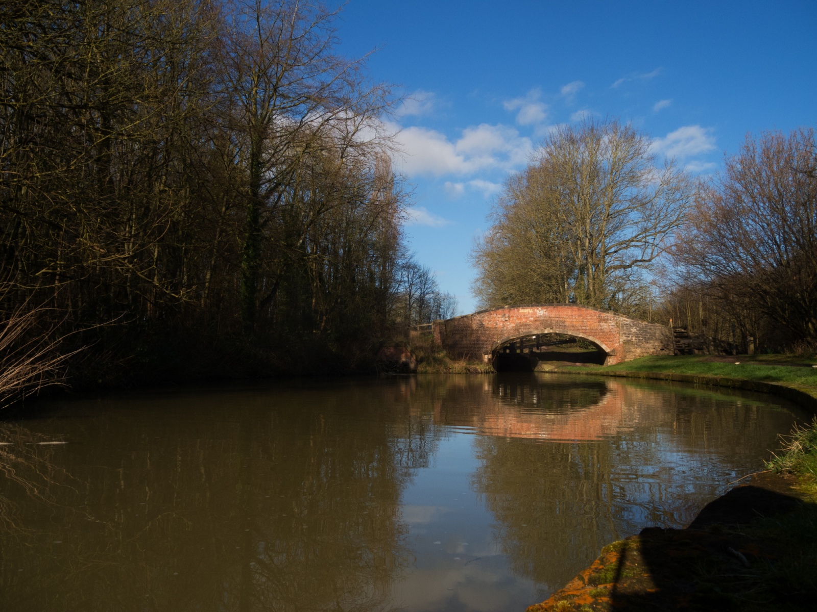 Bridge over Chesterfield Canal.